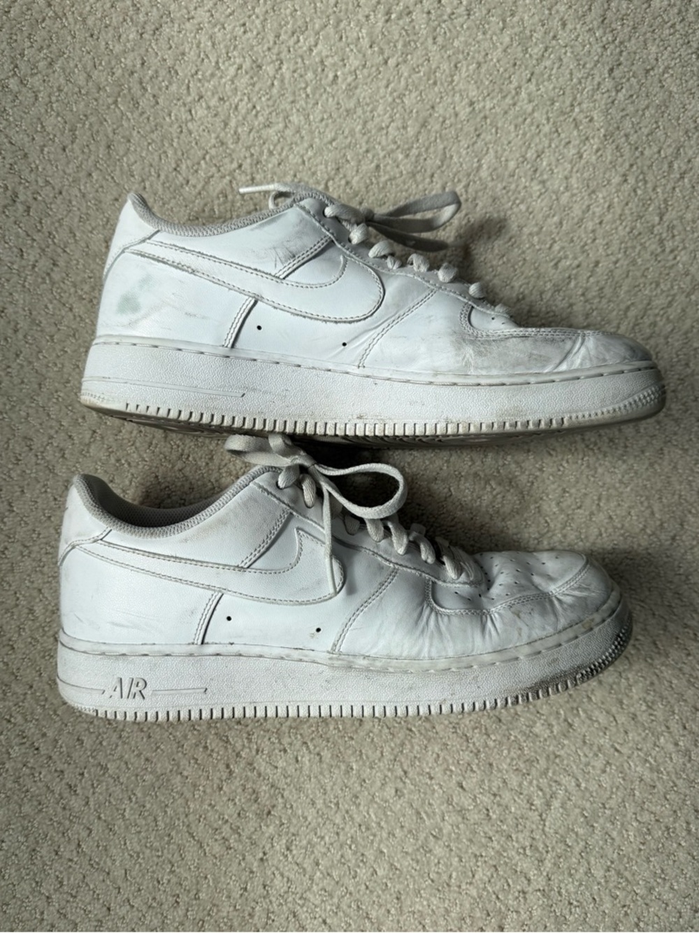 Nike Men’s Air Force One white size 10.5